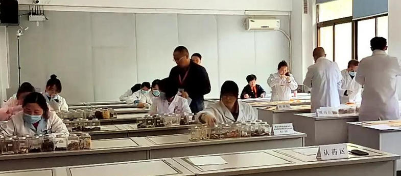 
                                    中医专长证可以进医院吗现在-中医专长证进医院